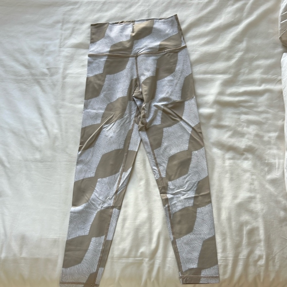 Aerie- Chill Play Move Leggings